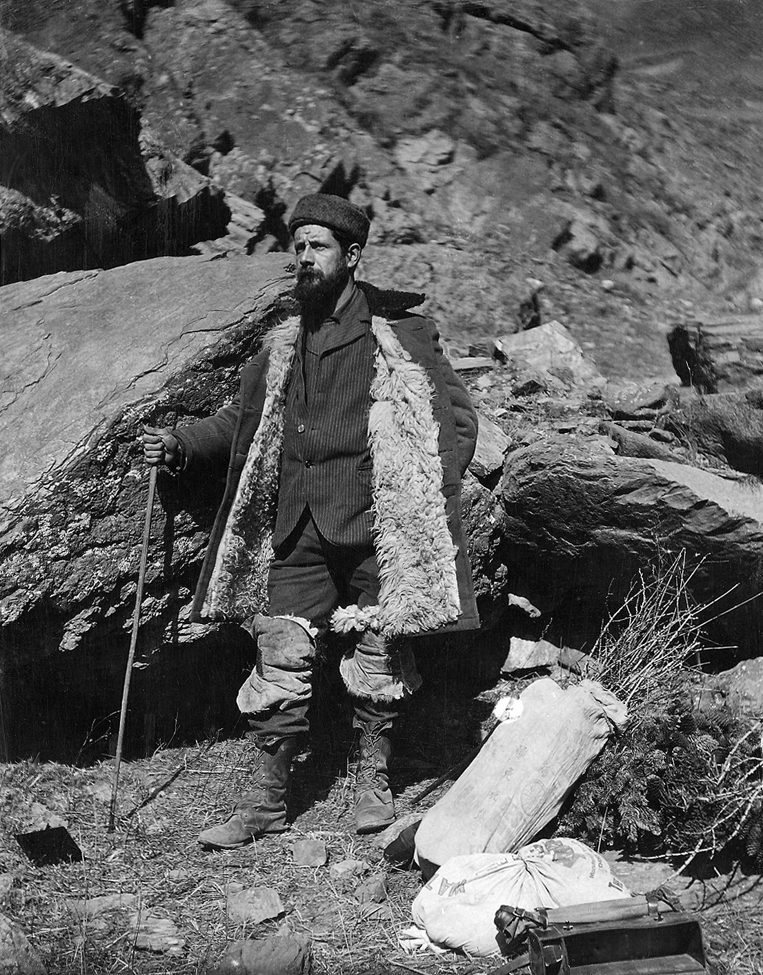 A black and white photo of the plant collector Frank N. Meyer.