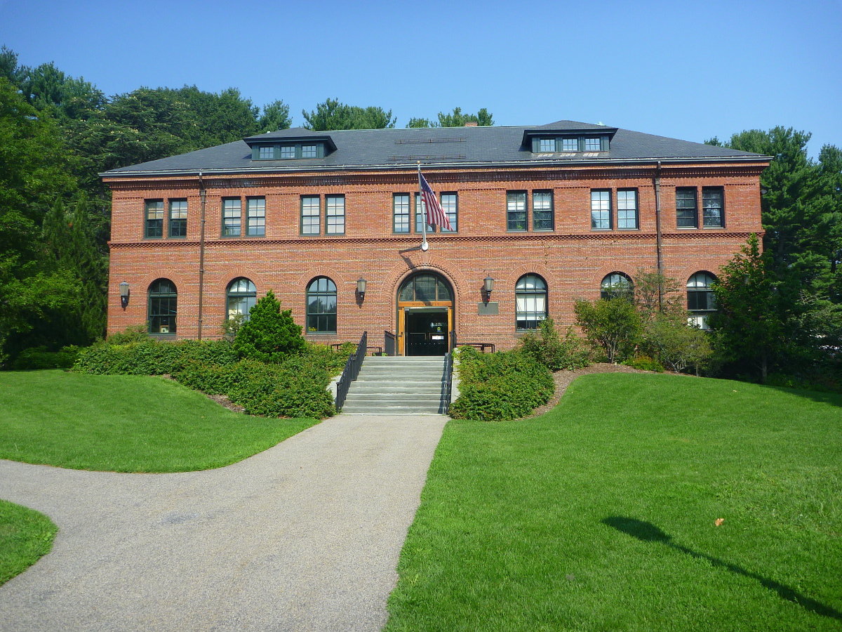 The front façade of the Hunnewell Building.