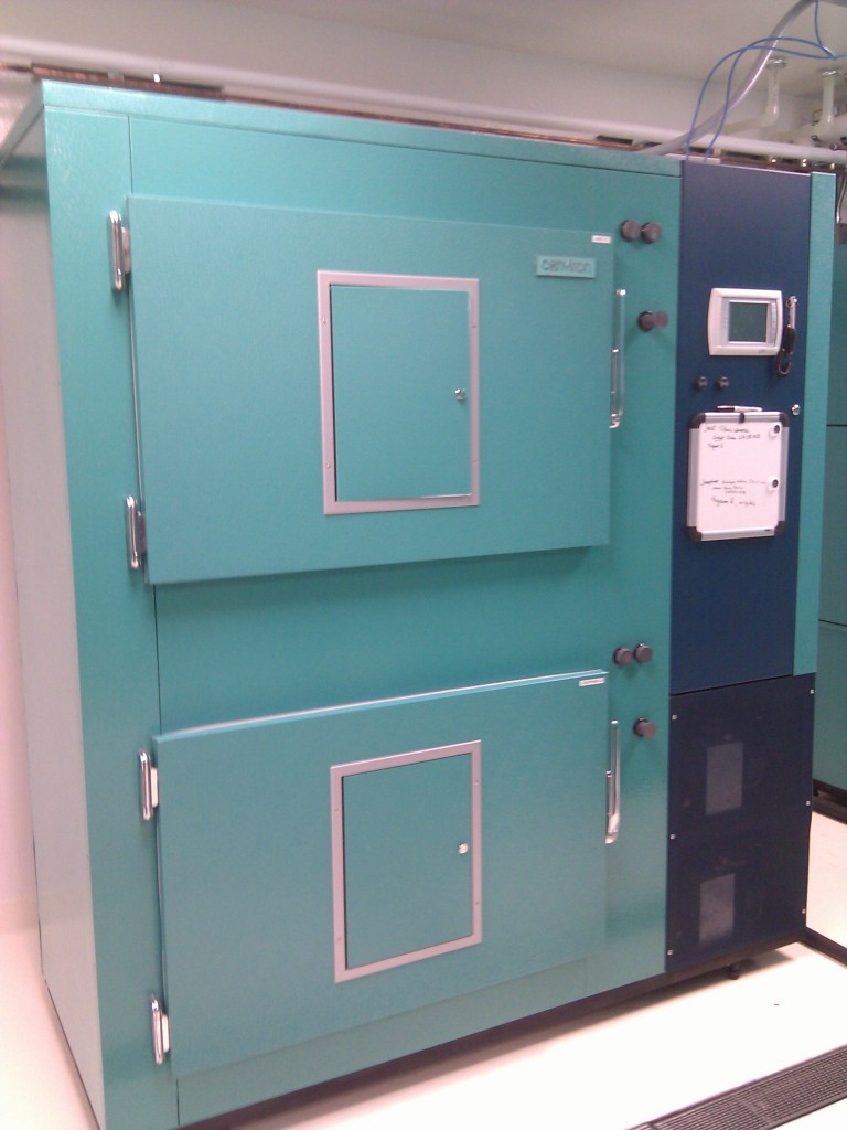 Conviron E7/2 Reach-In Chamber (x2)