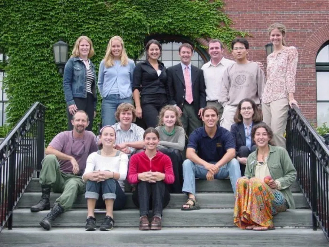 2004 Hunnewell Interns