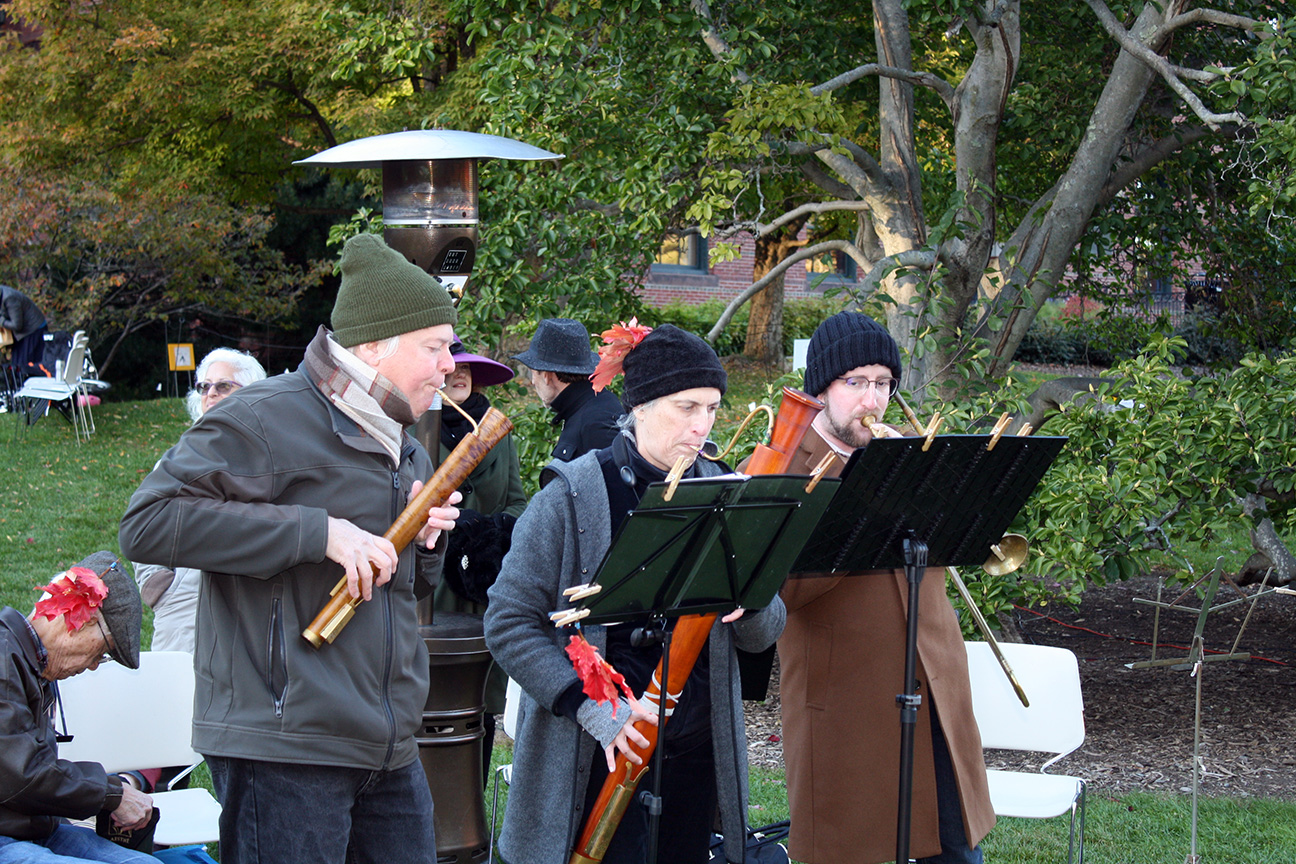Musicians played period music as a prelude to the performance of Fog x Macbeth