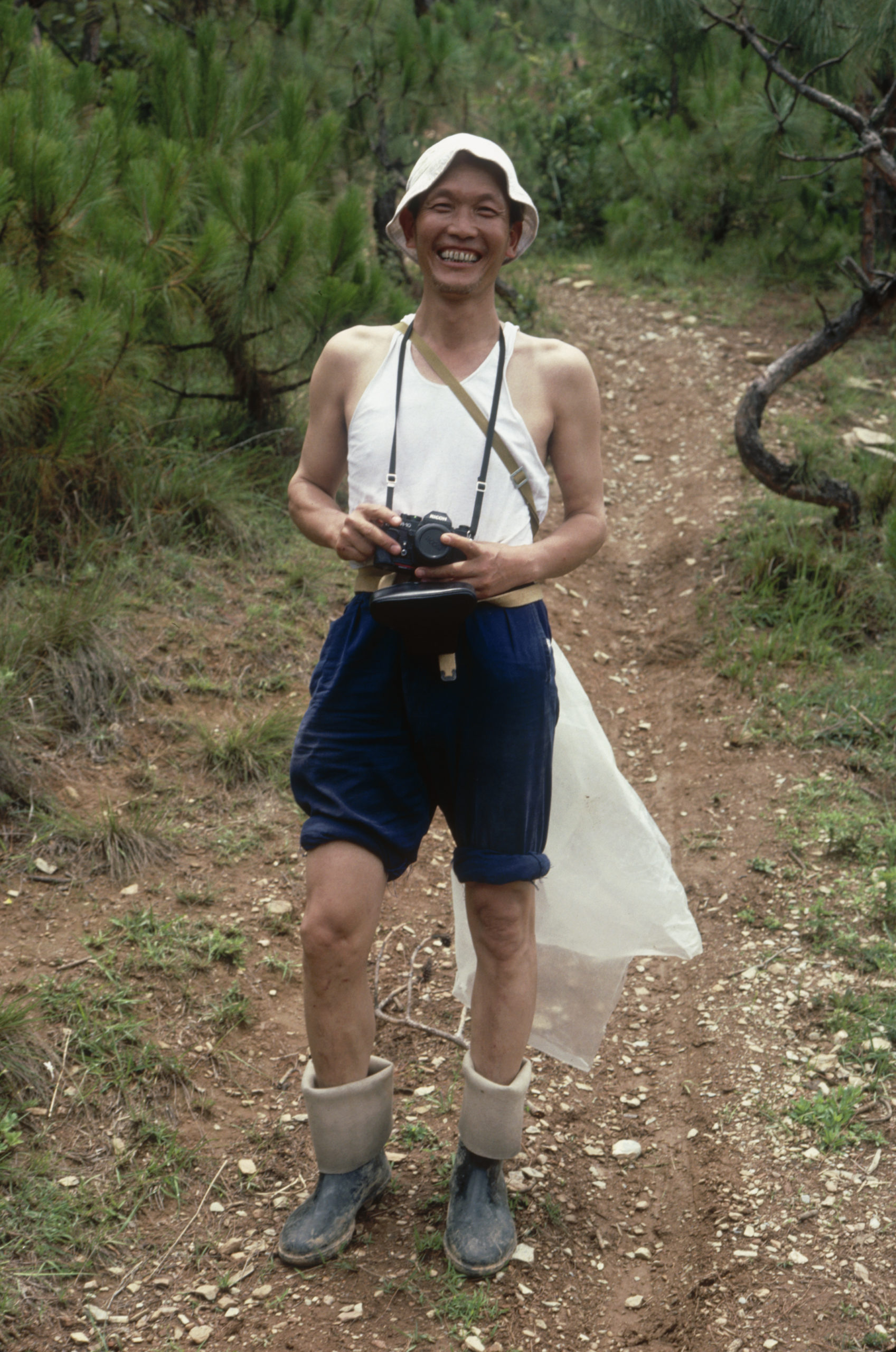 1984 SABE team member Ma Chenggong on the trail to Malutang, Yunnan.