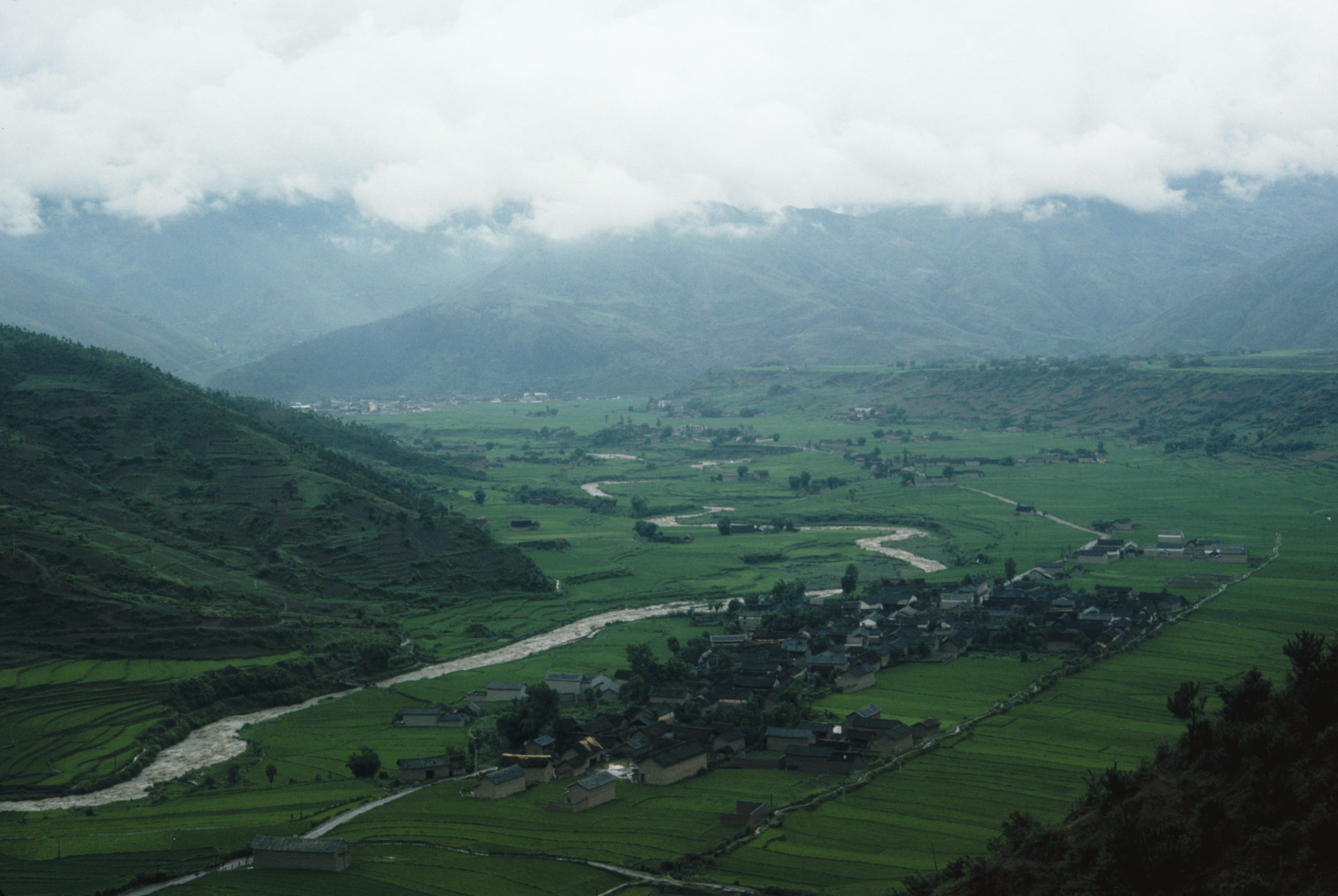 A view of the river valley and villages along the trail from Malutang to Yangbi, Yunnan.
