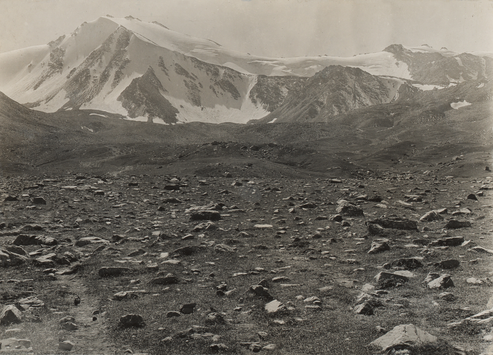 "The forbidding looking masses of the Tirek-Dawan or Poplar pass, which we had to cross enroute from Osh to Kashgar." Frank Meyer, October 1910.